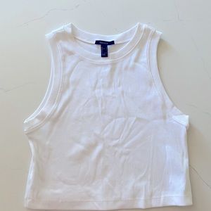 Forever 21. Size:L Color: White